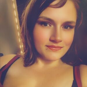 Meet your Posher, Ashhly